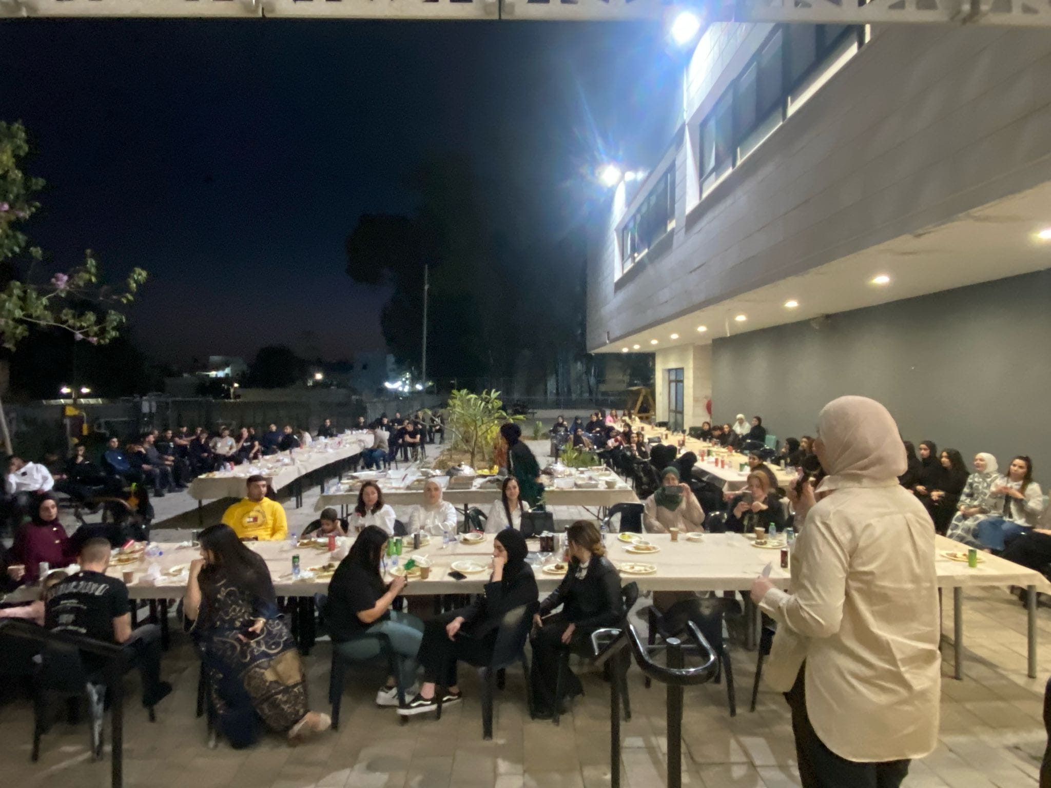 مأدبة إفطار رمضان في نهضة الرازي الشاملة في جلجولية